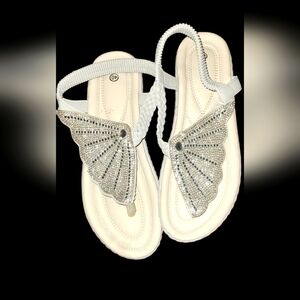 Elegant White Sandals with Silver Accents Womens Size 40 / 9 Or 9.5 US